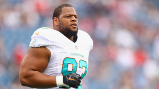 The Steelers Want Ndamukong Suh Punished For Kicking Ben Roethlisberger<em></em> In The Knee